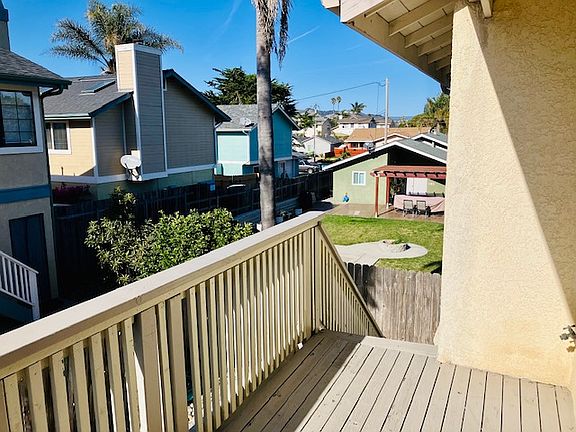 Back deck off of dining area