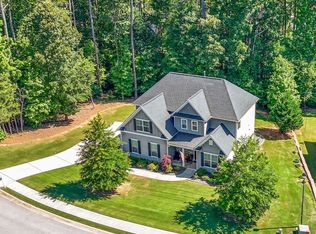 130 Edgewater Trl, Fayetteville, GA 30215