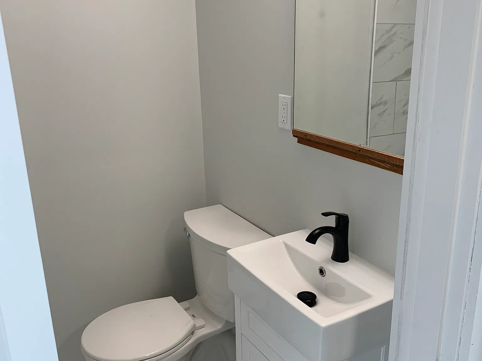 124 Johnson St — Photo 4