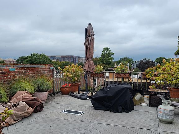 Roof Deck. SW View