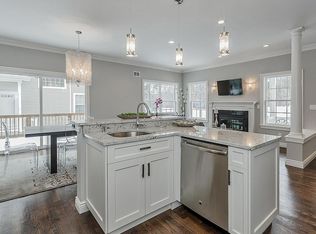 30 Terrace Ln, Patchogue, NY 11772