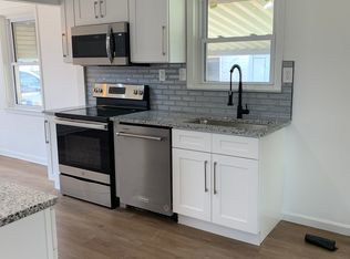 9932 Slevin Ln, Saint Louis, MO 63123
