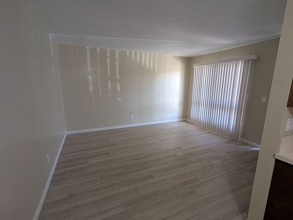 2nd image of 1809 E 17th St #18
