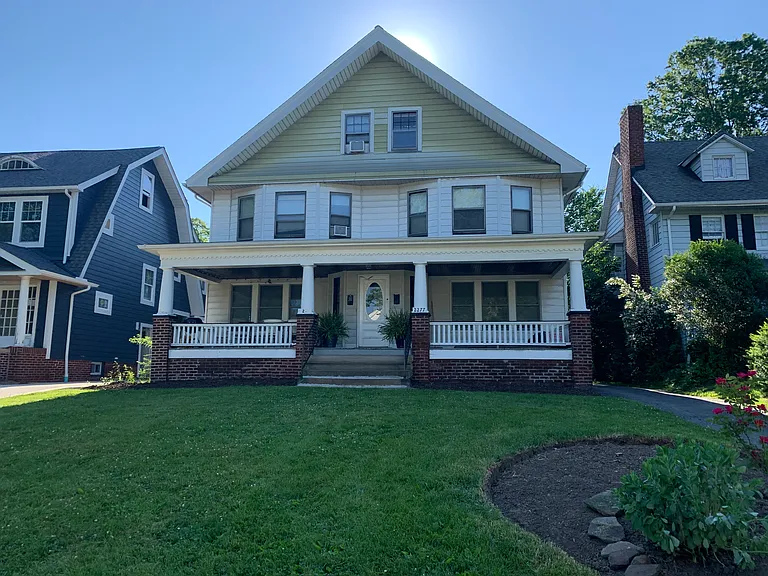 2277 S Overlook Rd — Photo 1