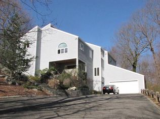 36 Old Kingdom Rd, Wilton, CT 06897