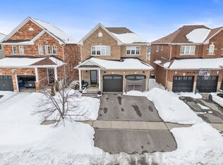 1612 Rockaway St, Oshawa, ON L1K 0L8