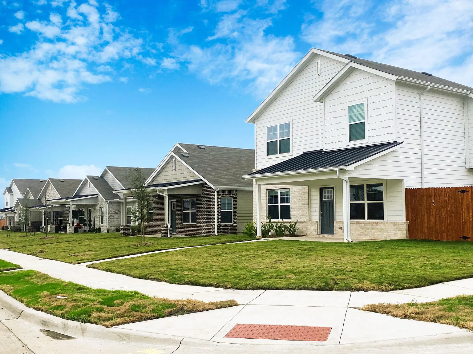 The Residences at Hudson Hollow — Photo 1