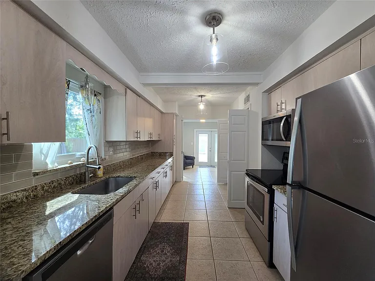 6001 Cedar St NE — Photo 13
