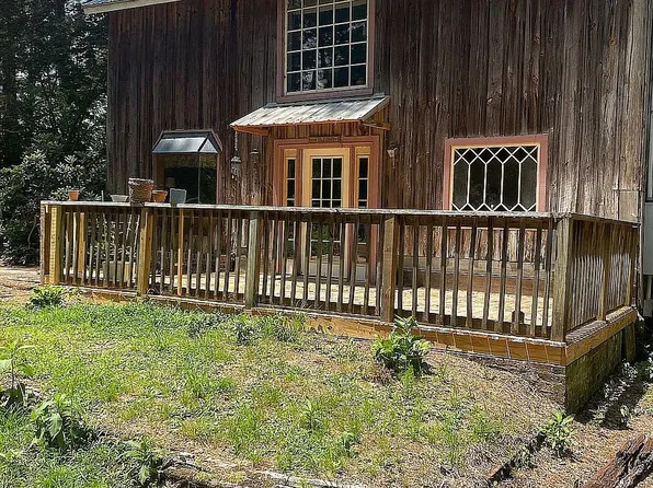 190 Foster Dr, Sanford, NC 27330