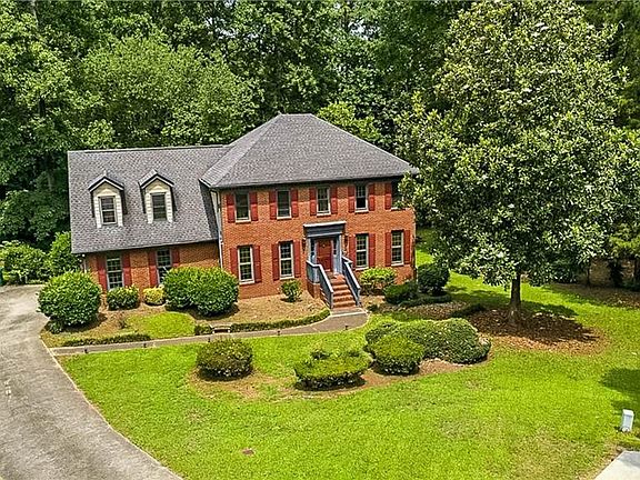 4th image of 3331 Channing Ct