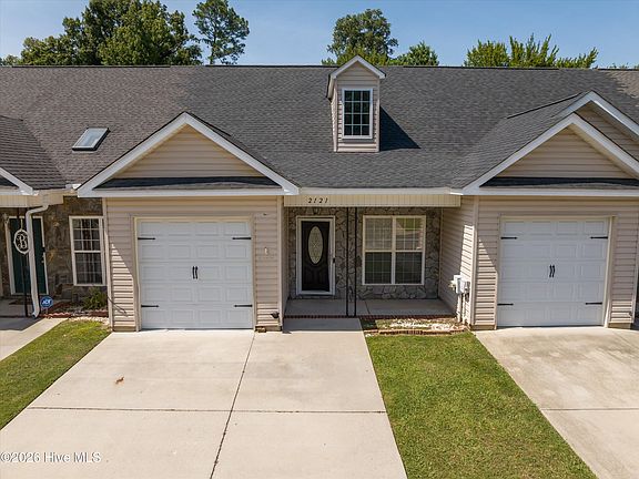 2nd image of 2121 Reserve Lane