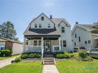 3025 Strathmoor Ave, Toledo, OH 43614