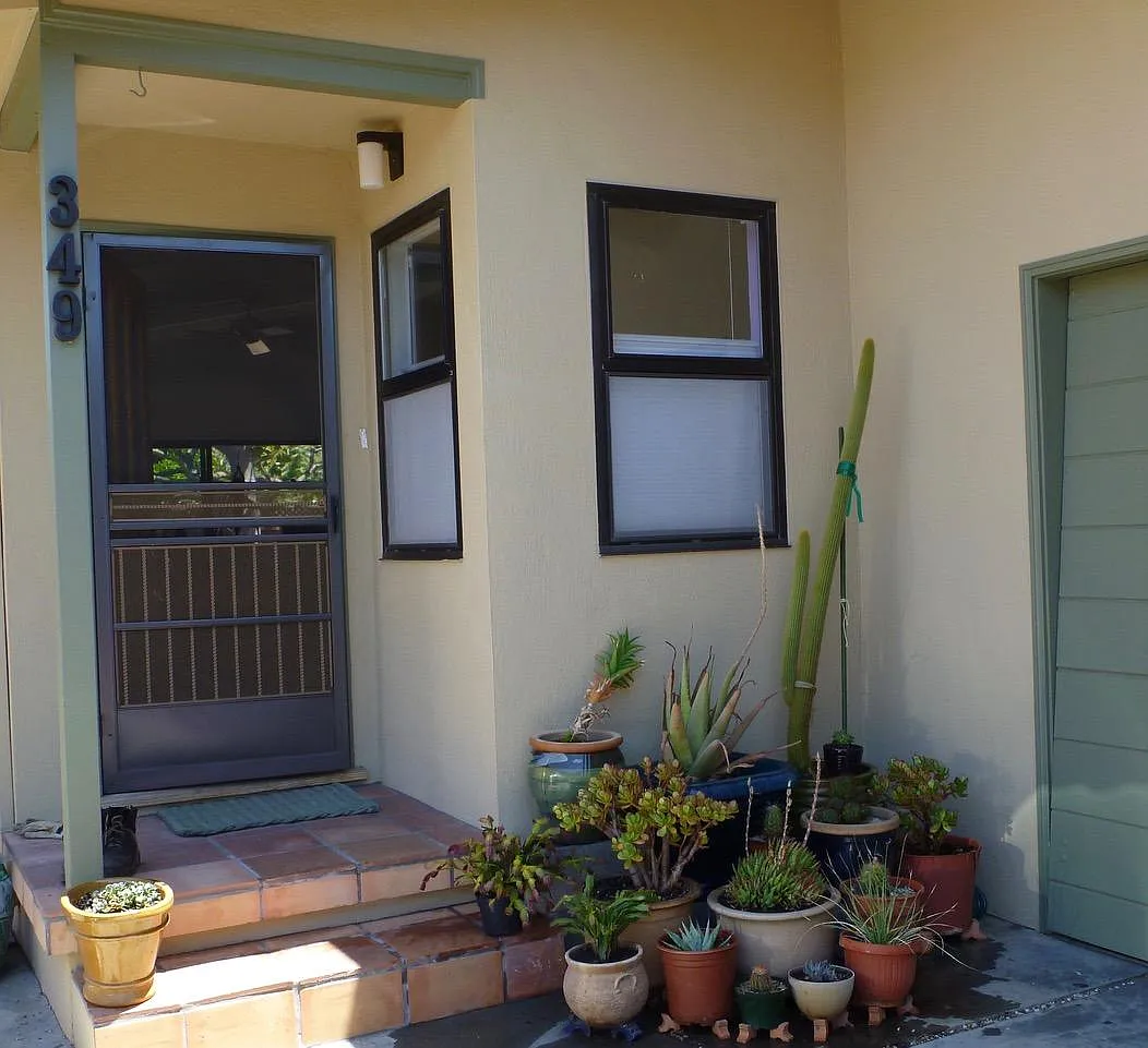 1 bed, 1050 sqft, $3,699 — Photo 2