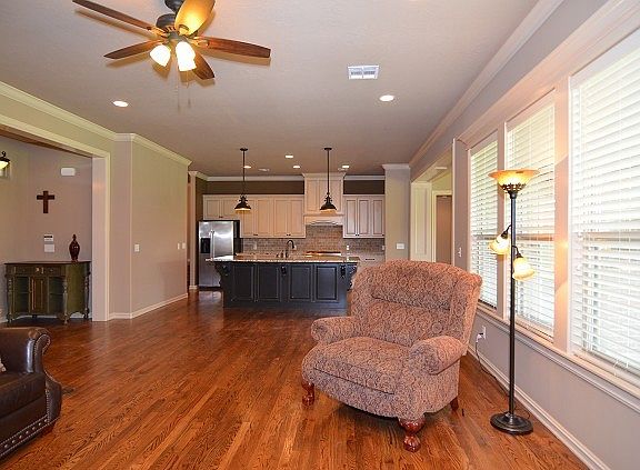 Elegant office could be 4th bedroom