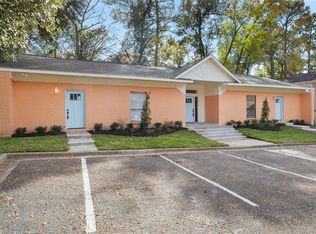3010 Winding Way, Huntsville, TX 77340