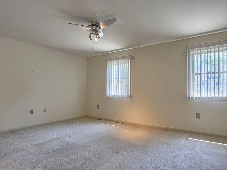 50 Ironstone Dr — Photo 16