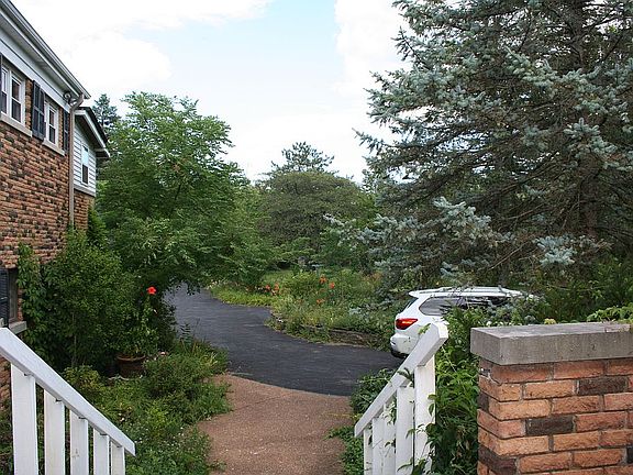 3rd image of 93B Bateman Rd