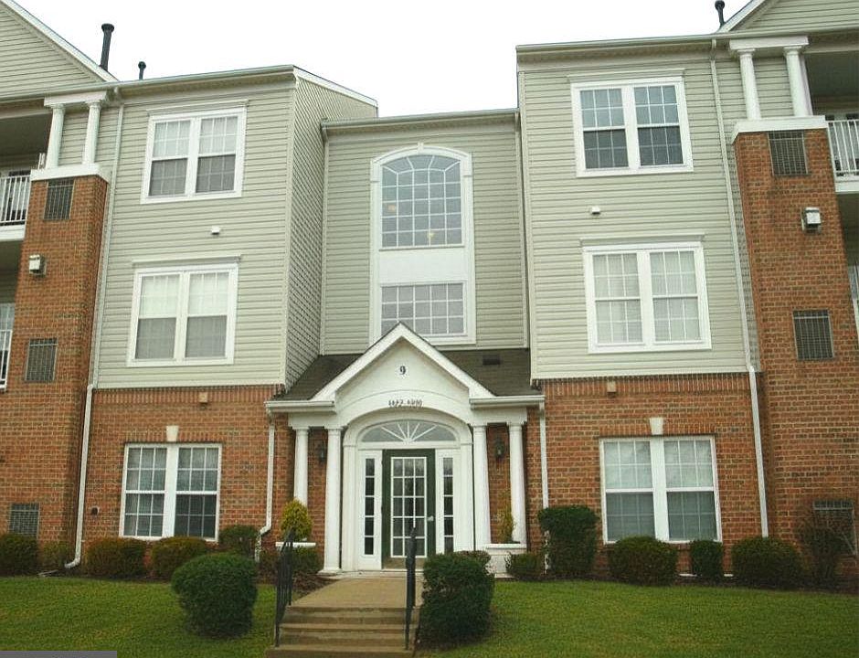1st image of 4928 Brightleaf Ct #4928