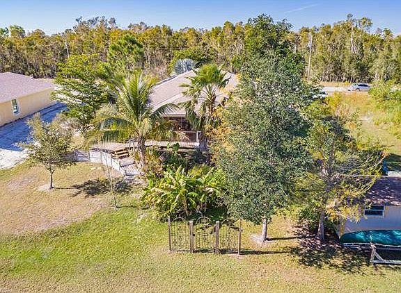 3rd image of 715 Kalamar Dr