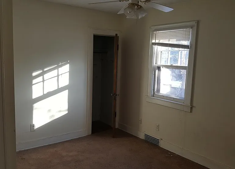 1004 Cleo St — Photo 6