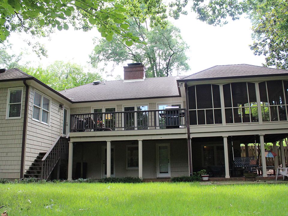2nd image of 22 N Century St