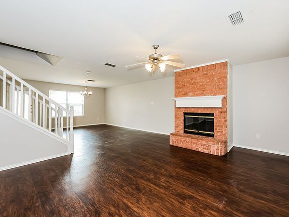 4th image of 304 Heritage Dr