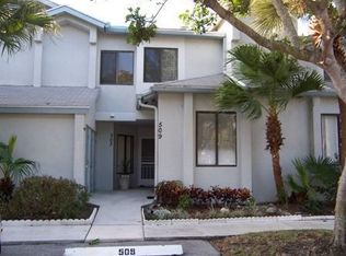503 Harbour Pointe Way, Greenacres, FL 33413