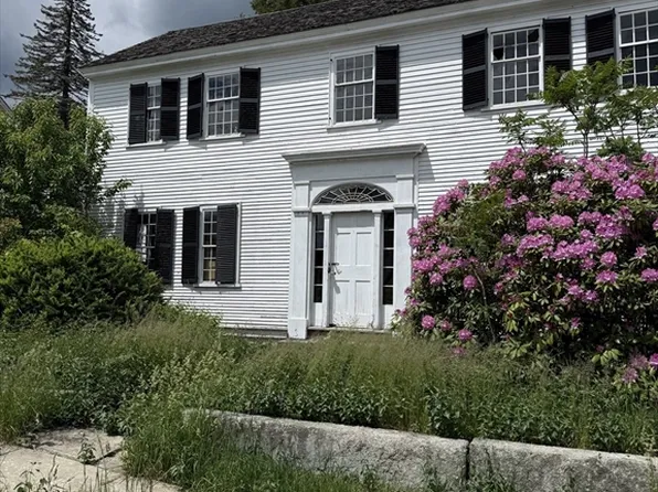 791 Main St, Ashby, MA 01431