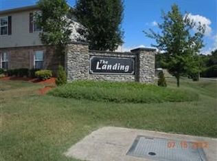 7803 Alfred Schlatter Dr #3, Louisville, KY 40272