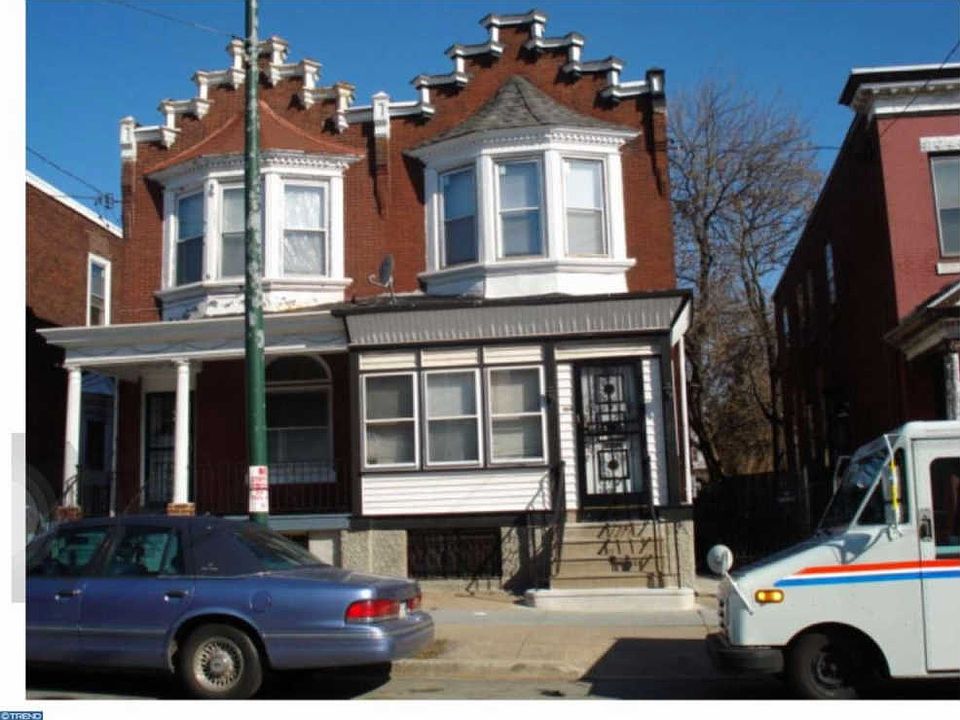 1st image of 5513 W Girard Ave #2