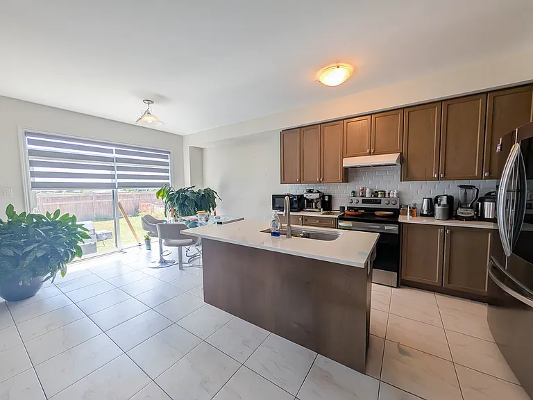 150 Explorer Way — Photo 2