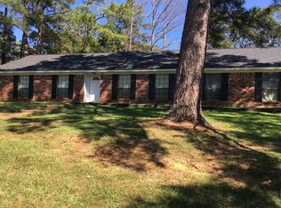 722 Green Forest Rd, Ridgeland, MS 39157