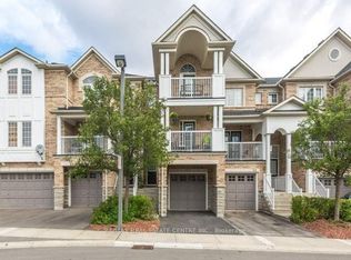 601 Shoreline Dr #69, Mississauga, ON L5B4K2
