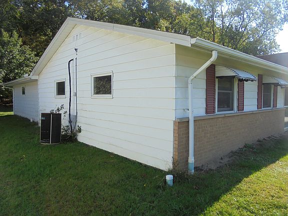 2nd image of 8719 Parkdale Dr