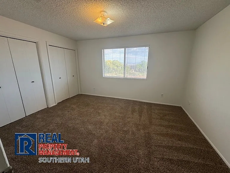 1727 W 950 N #20 — Photo 5
