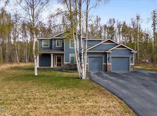 8226 E Wolf Creek Rd, Wasilla, AK 99654