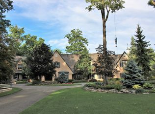 13271 Bass Lake Rd, Chardon, OH 44024