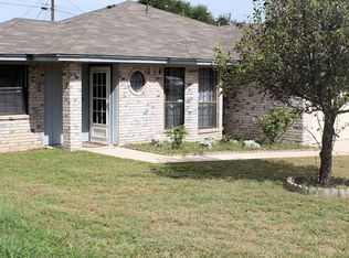 229 Robertstown Rd, Copperas Cove, TX 76522