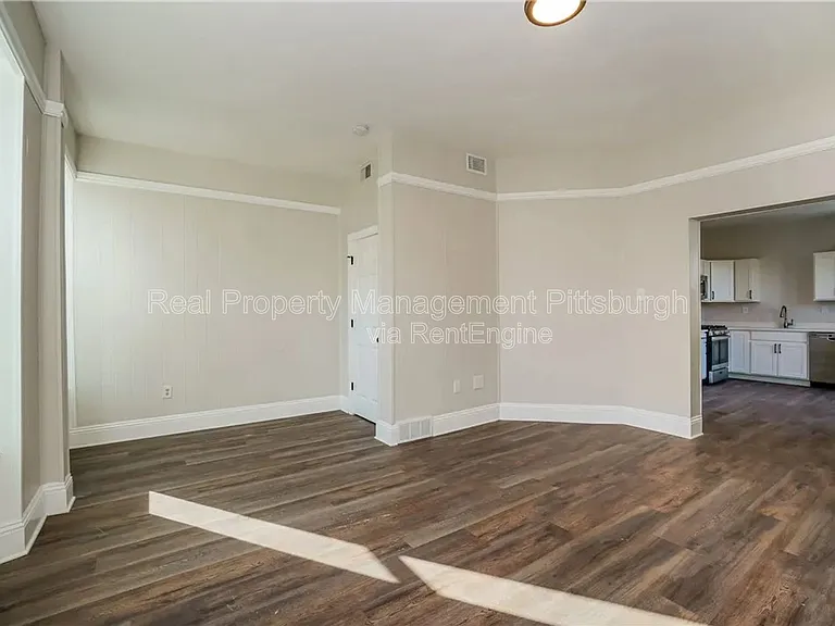 2123 Sidney St — Photo 5