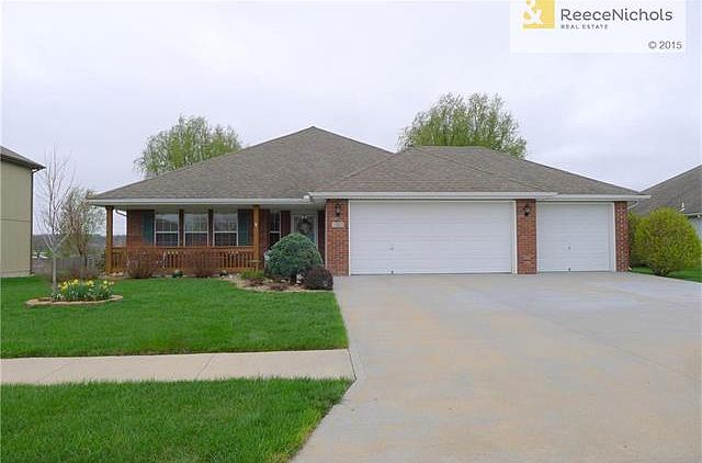 1st image of 703 SW Harvest Cir