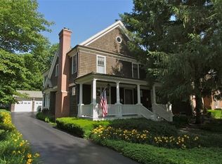 233 2nd Ave, Libertyville, IL