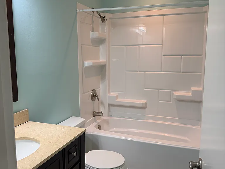 1103 Broadford Dr — Photo 24
