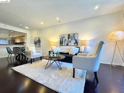 320 Caldecott Ln Unit 127, Oakland, CA, 94618