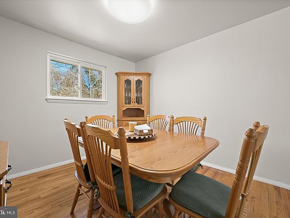 5th image of 7980 Phirne Rd