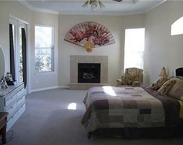 4th image of 32716 Windy Oak St