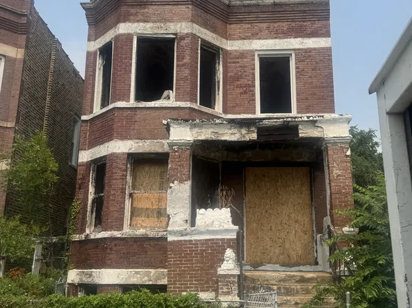 4014 W Van Buren St, Chicago, IL 60624