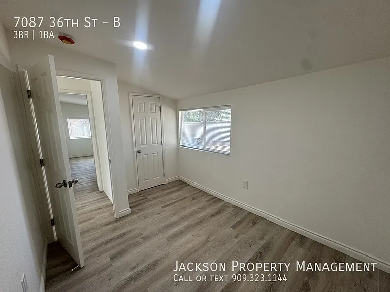 7087 36th St #B — Photo 17