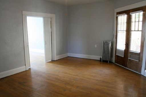 4th image of 435 E 200 S APT 20