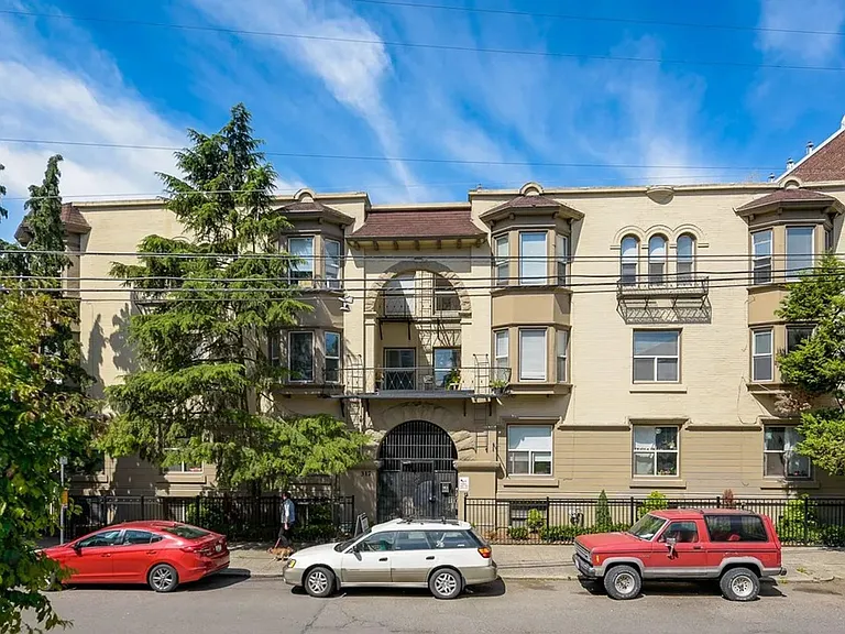 Roycroft Apartments — Photo 1