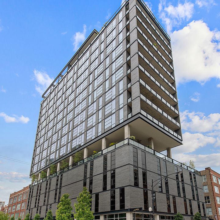 1st image of 400 W Huron St Unit 701